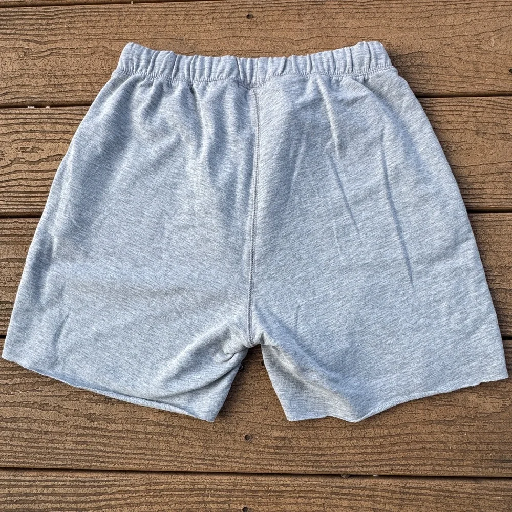 University of Hawaii Custom made patchwork shorts medium - Picture 2 of 2